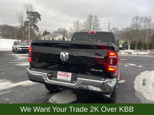 2024 RAM 2500 Tradesman Crew Cab 4x4 6'4' Box