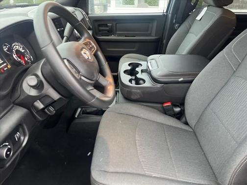 2024 RAM 2500 Tradesman Crew Cab 4x4 6'4' Box