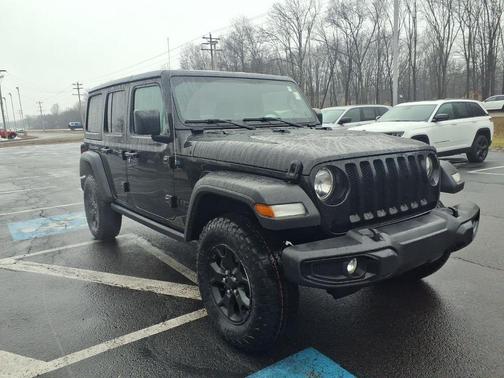 Black Clearcoat 2022 Jeep Wrangler Unlimited Sport