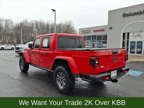 Firecracker Red Clearcoat 2024 Jeep Gladiator Mojave X