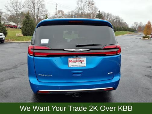 2026 Chrysler Pacifica L