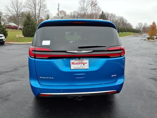 2026 Chrysler Pacifica L