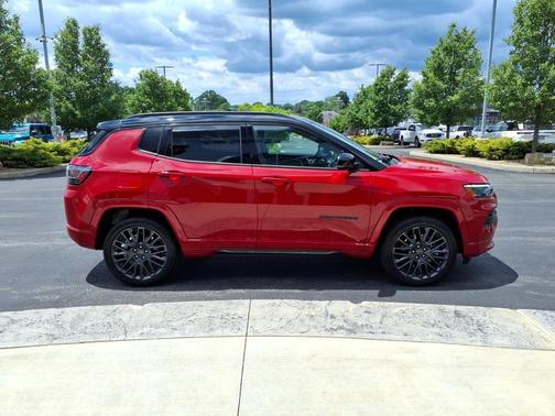 Redline Pearlcoat 2023 Jeep Compass High Altitude