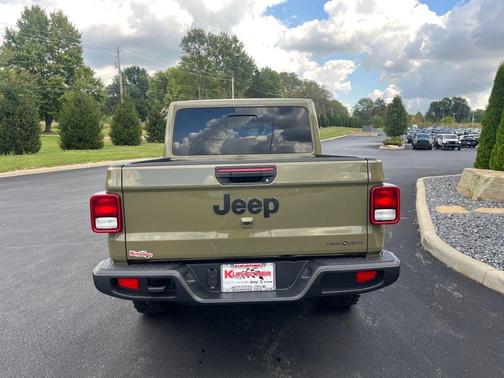 2025 Jeep Gladiator High Tide
