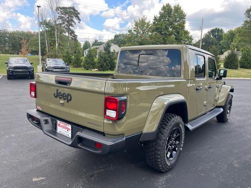 2025 Jeep Gladiator High Tide
