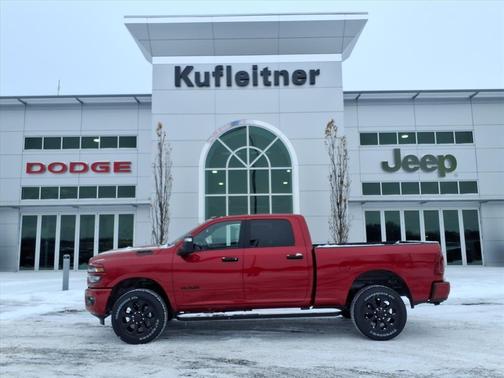 Molten Red Pearlcoat 2026 RAM 2500 Big Horn Crew Cab 4x4 6'4' Box