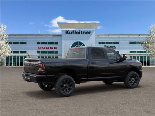 Diamond Black Crystal Pearlcoat 2026 RAM 2500 Big Horn Crew Cab 4x4 6'4' Box