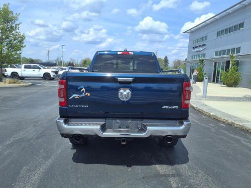 Patriot Blue Pearlcoat 2020 RAM 1500 Limited