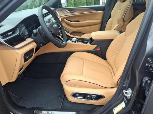 baltic gray metallic clearcoat 2026 Jeep Grand Cherokee Summit