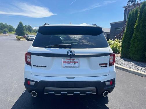 2022 Honda Passport AWD TrailSport