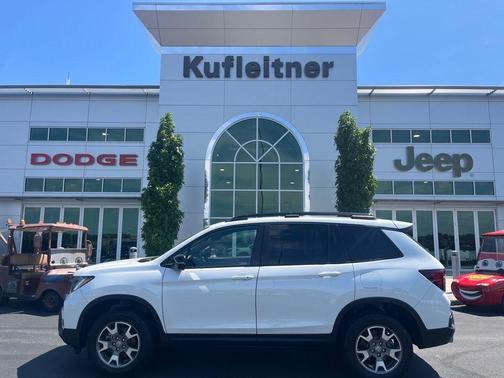 2022 Honda Passport AWD TrailSport