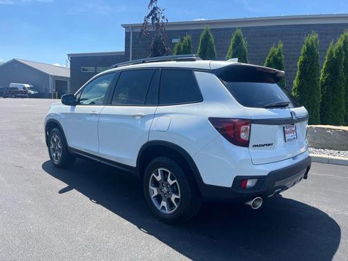 2022 Honda Passport AWD TrailSport