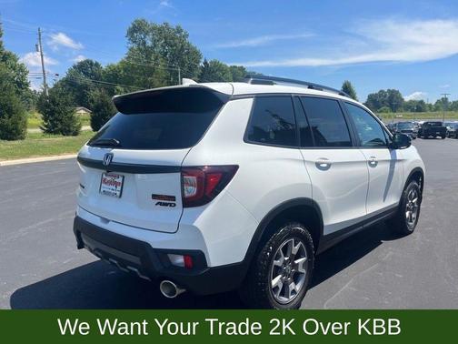 2022 Honda Passport AWD TrailSport