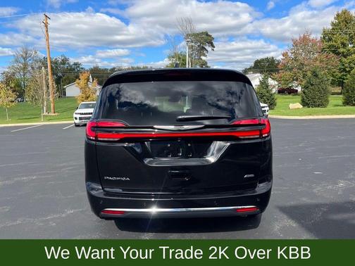 2026 Chrysler Pacifica L