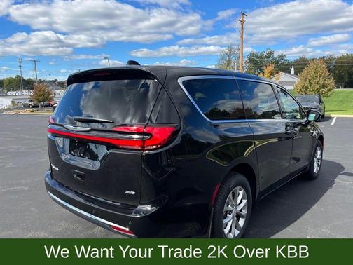 2026 Chrysler Pacifica L