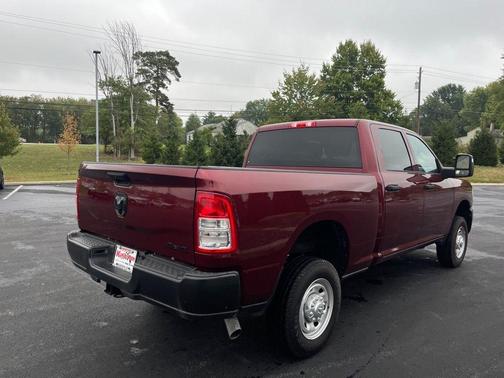 2024 RAM 2500 Tradesman Crew Cab 4x4 6'4' Box