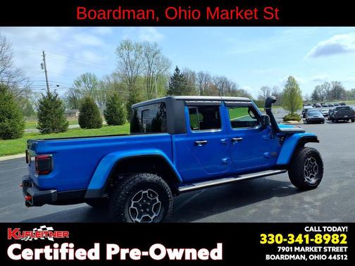 Hydro Blue Pearlcoat 2021 Jeep Gladiator Mojave 4x4