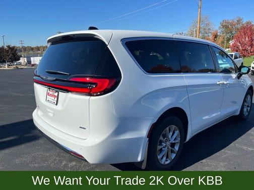 2026 Chrysler Pacifica L