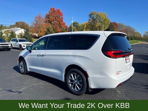 2026 Chrysler Pacifica L