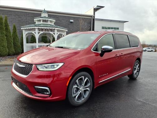 2026 Chrysler Pacifica L