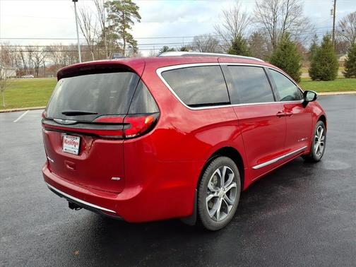 2026 Chrysler Pacifica L