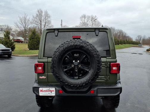 Sarge Green Clearcoat 2021 Jeep Wrangler Unlimited Sahara
