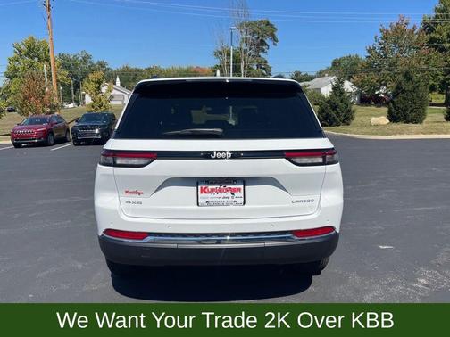 2025 Jeep Grand Cherokee Laredo