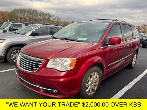 2016 Chrysler Town & Country Touring