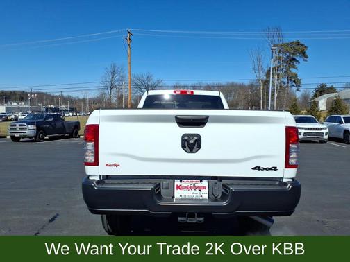2024 RAM 2500 Tradesman Regular Cab 4x4 8' Box