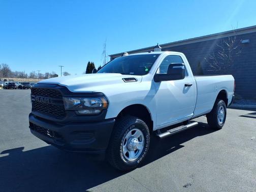 Bright White Clearcoat 2024 RAM 2500 Tradesman Regular Cab 4x4 8' Box