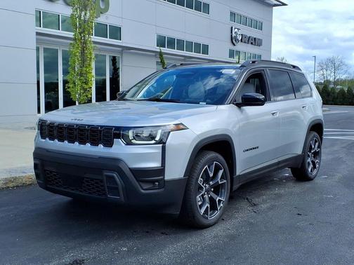 Silver Zynith Clearcoat 2026 Jeep Cherokee Overland