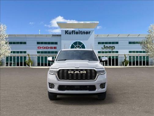 Ivory White Tri-Coat Pearlcoat 2026 RAM 1500 ST