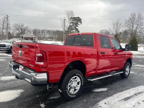 2024 RAM 2500 Tradesman Crew Cab 4x4 6'4' Box