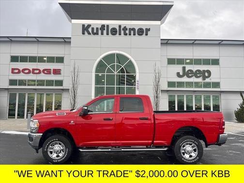2024 RAM 2500 Tradesman Crew Cab 4x4 6'4' Box