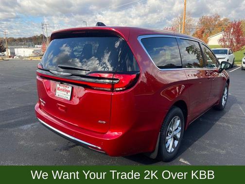 2026 Chrysler Pacifica L