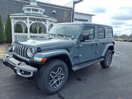 Anvil Clearcoat 2026 Jeep Wrangler 4-Door Sahara 4x4