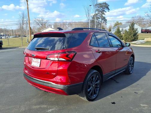Radiant Red Tintcoat 2023 Chevrolet Equinox AWD RS