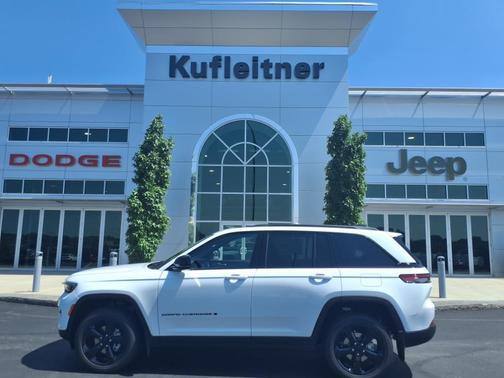 2025 Jeep Grand Cherokee Altitude