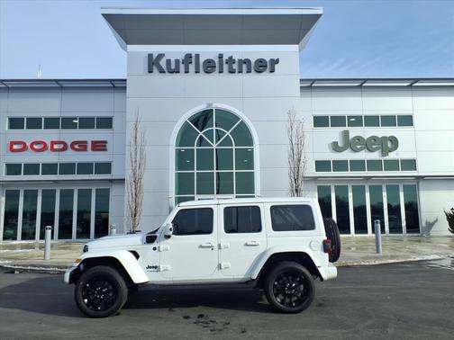 Bright White Clearcoat 2021 Jeep Wrangler Unlimited 4xe Sahara High Altitude