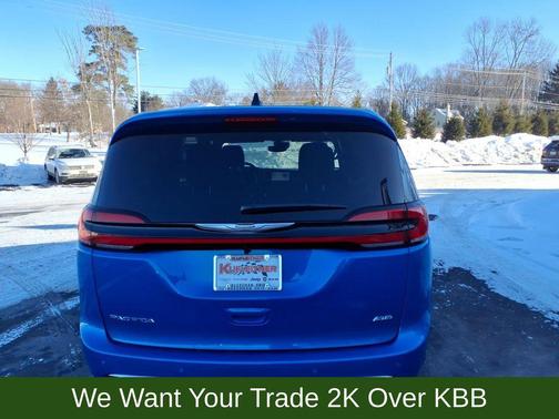 2026 Chrysler Pacifica L