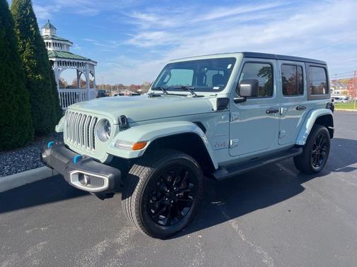 2023 Jeep Wrangler 4xe Sahara
