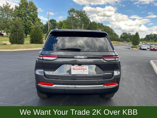 2025 Jeep Grand Cherokee Laredo