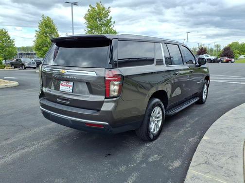Graywood Metallic 2021 Chevrolet Suburban LS