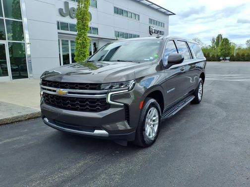 Graywood Metallic 2021 Chevrolet Suburban LS