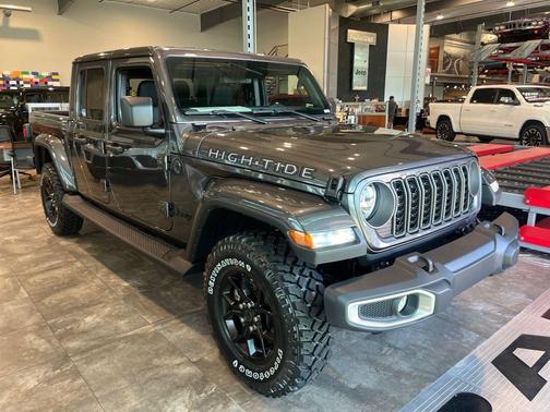 2025 Jeep Gladiator High Tide