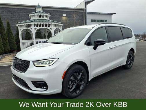 2026 Chrysler Pacifica L