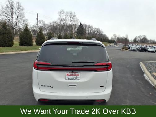 2026 Chrysler Pacifica L