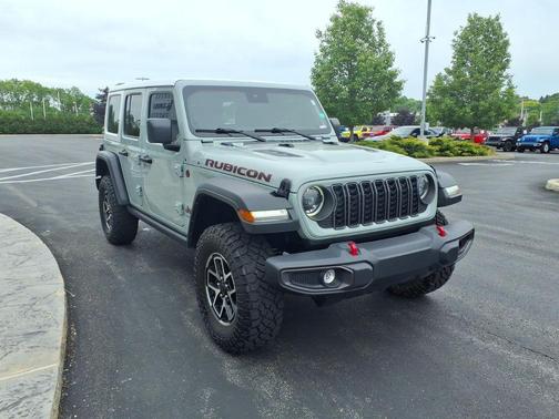 Earl Clearcoat 2024 Jeep Wrangler Rubicon