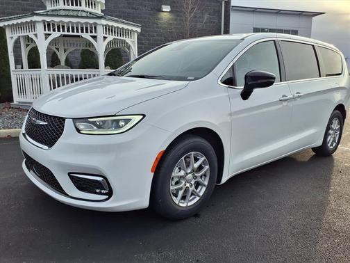 2026 Chrysler Pacifica L