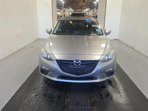 2016 Mazda Mazda3 i Sport